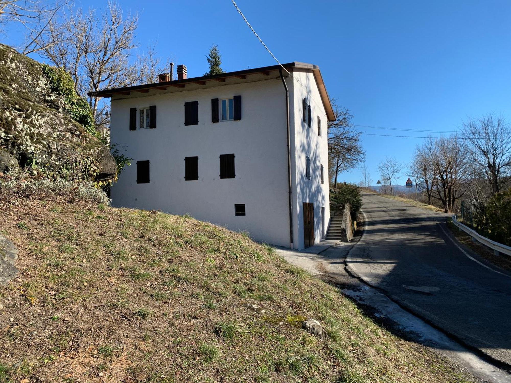 Apartment Val Di Sasso - Casa Sul Fiume